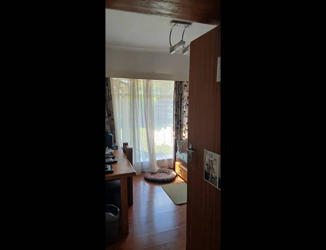 4 BEDROOM HOUSE FOR SALE IN PIONEER PARK
